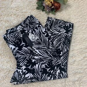 Lane Bryant The Lena Moderately Curvy Fit Crop